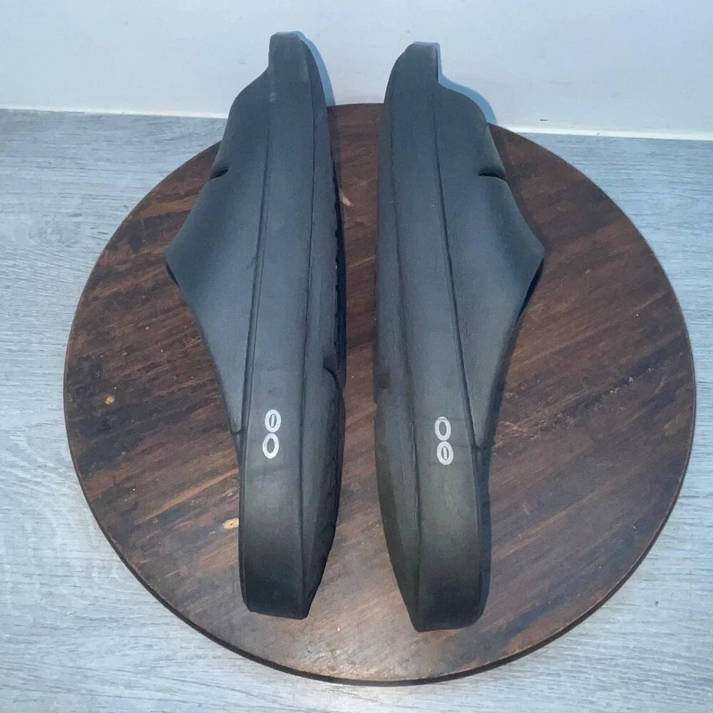 Oofos Ooahh Sandals Men’s 10 Women’s 12 Black Recovery Slip On Comfort Slides